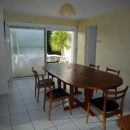 House Villa Avec Jardin - Type 6 -Terrasse - Garage - Pironniere *