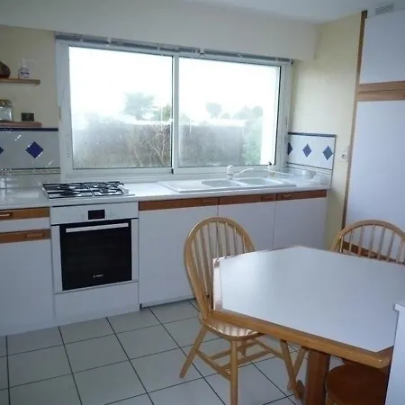 House Villa Avec Jardin - Type 6 -Terrasse - Garage - Pironniere *