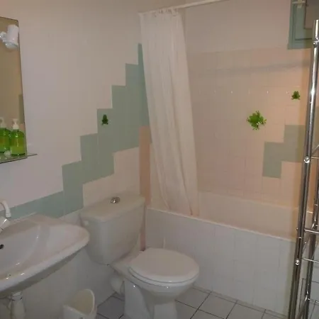 House Villa Avec Jardin - Type 6 -Terrasse - Garage - Pironniere 펜션 Château-dʼOlonne