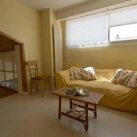 펜션 House Villa Avec Jardin - Type 6 -Terrasse - Garage - Pironniere Château-dʼOlonne